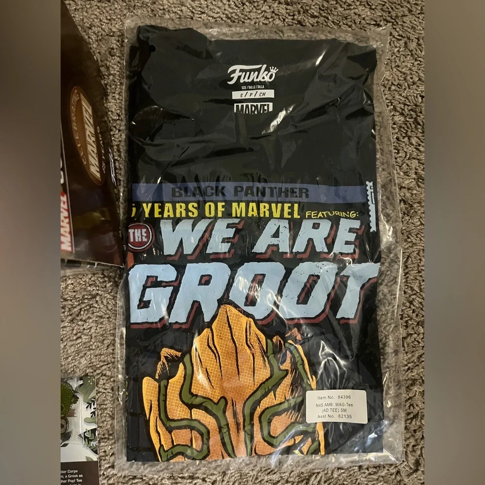 Funko Pop!Marvel Collector Corps 5 Pieces We Are Groot Mystery Box Size S